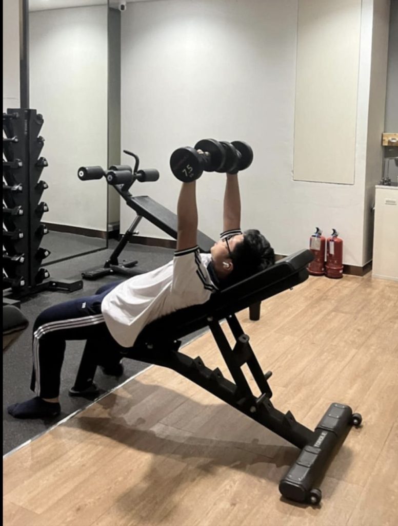 826745a1 3ead 4b52 8bd2 1f4dbbb66529 826745a1 3ead 4b52 8bd2 1f4dbbb66529